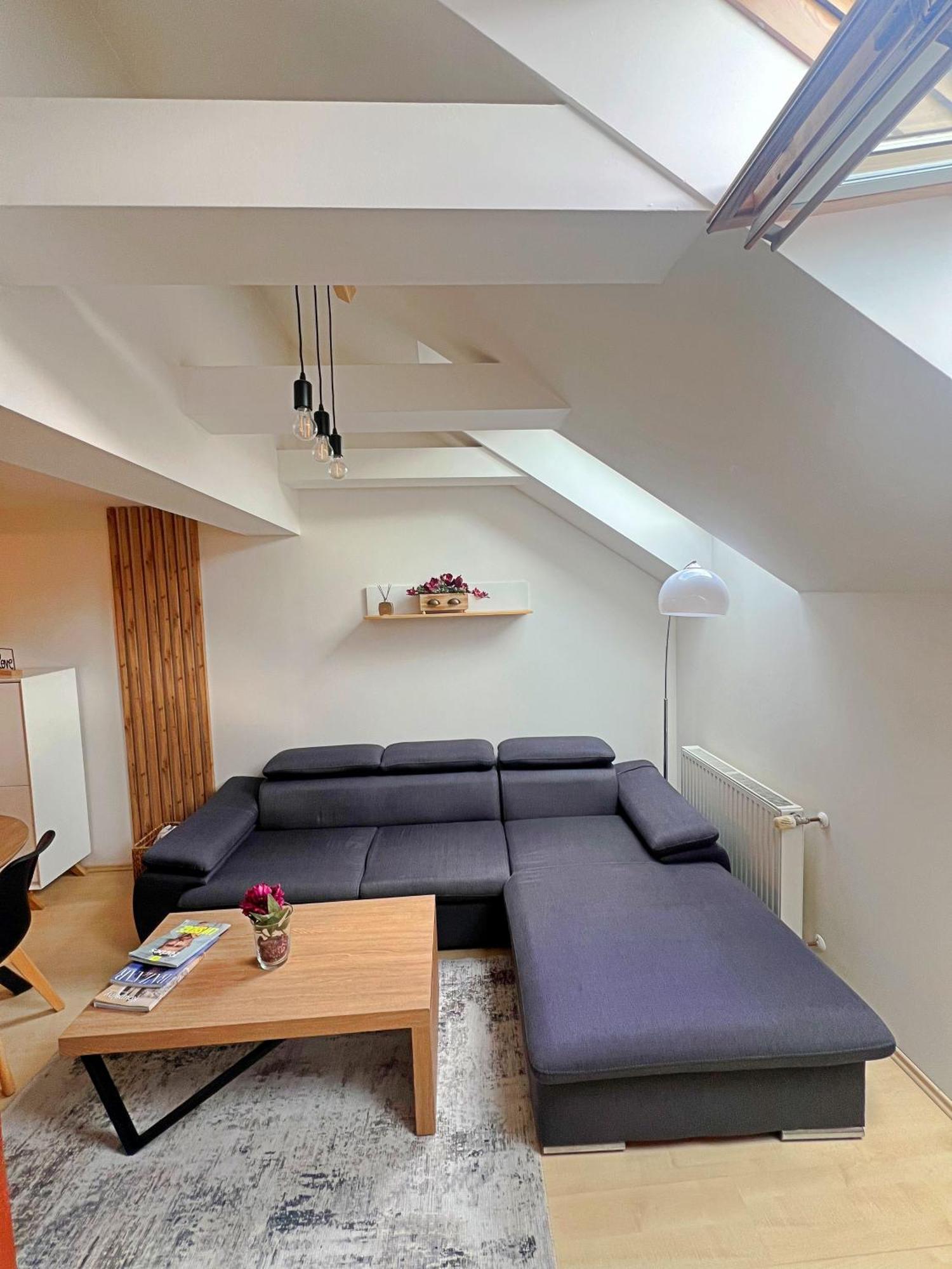 Mezonetovy Apartman V Centru Prag Dış mekan fotoğraf